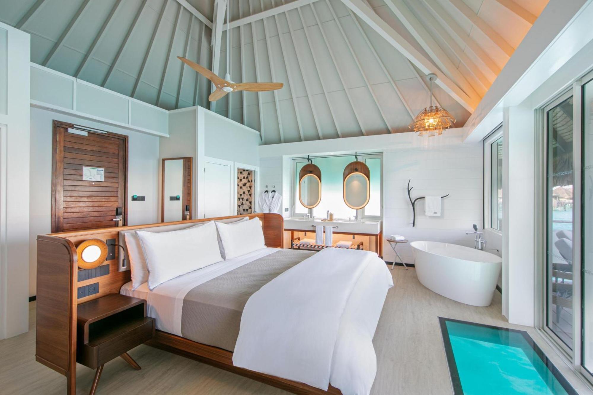 Westin & Hotel Bora Bora